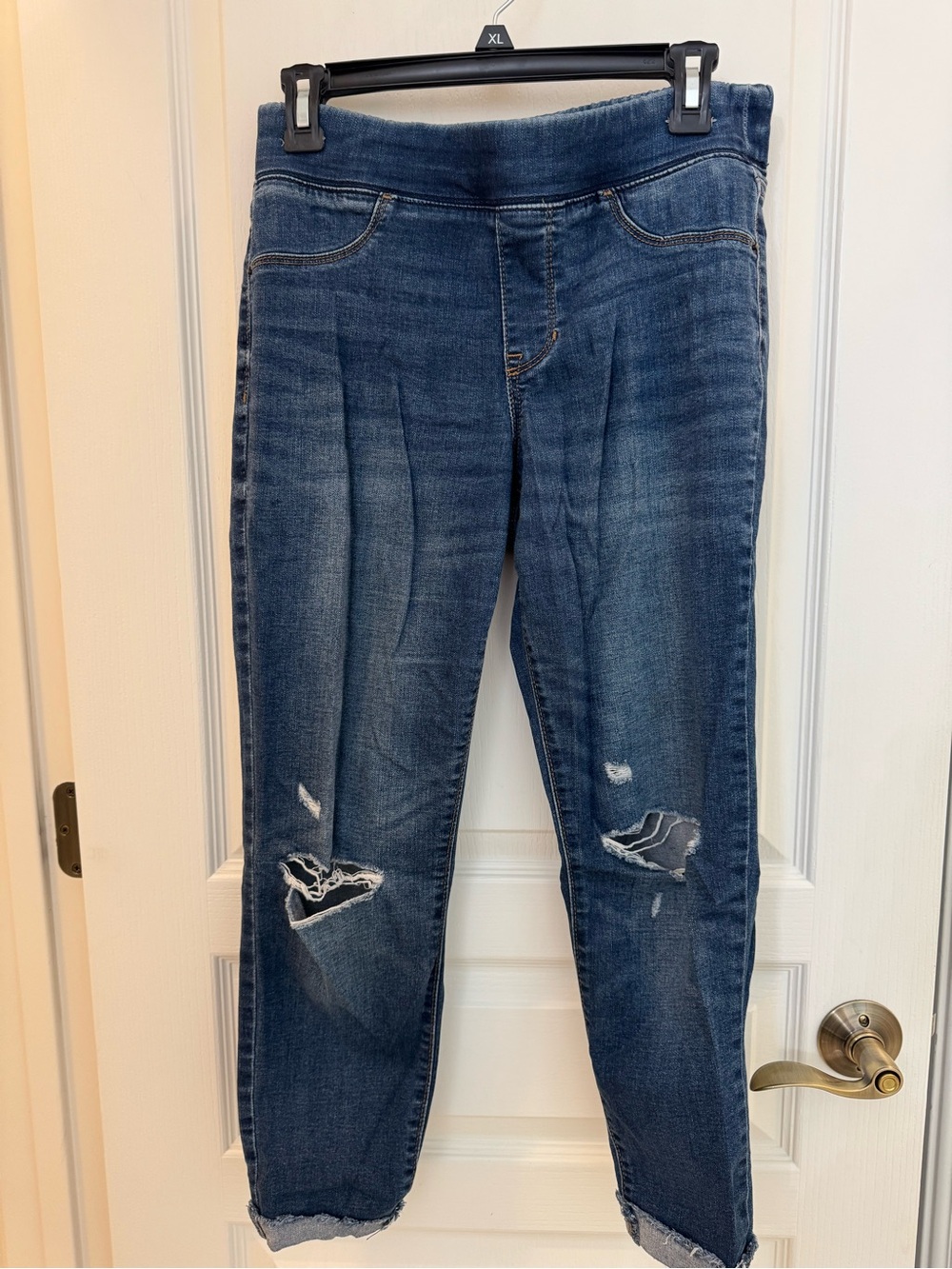 Old Navy Blue Distressed Women's Jeans - size 4